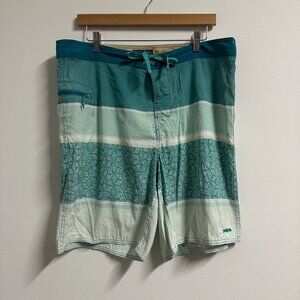 Patagonia Board Shorts Blue Stripped Men's size 38 Surf